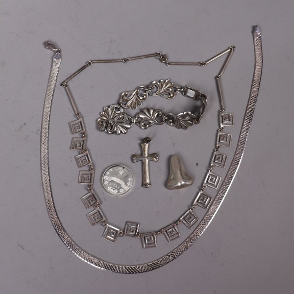Silversmycken, armband, halsband, Tycho Brahes näsa i silver från Vhen mm_51328a_8dc6e658b10ea63_lg.jpeg