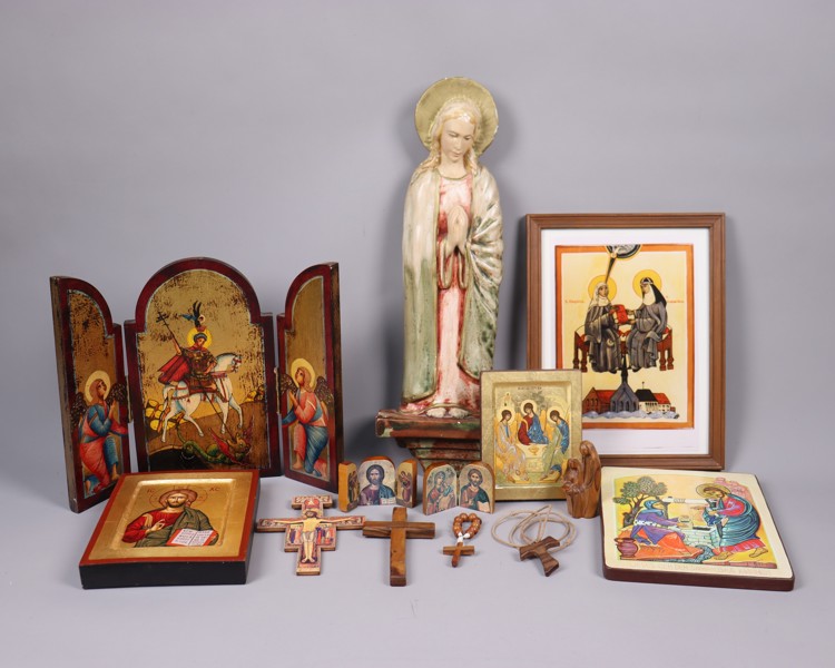 Religösa ikoner, halsband, kors, tavlor, väggskulptur mm_51510a_8dc730a65355308_lg.jpeg