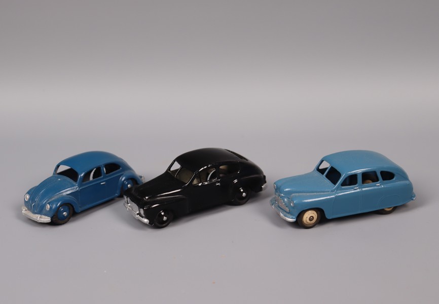 Modellbilar, Geno Toys Volvo PV444, Dinky Toys Volkswagen och Vanguard