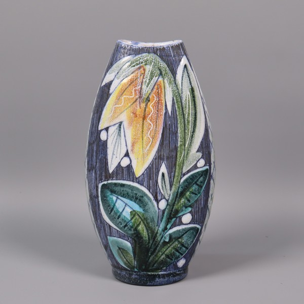 Margit Lagerqvist, Tilgmans Keramik, vas med flora dekor_51676a_8dc76574e006b83_lg.jpeg