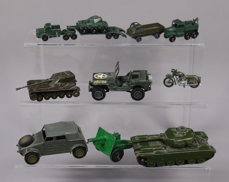 Krigsleksaker, Dinky Toys, Lesney mm