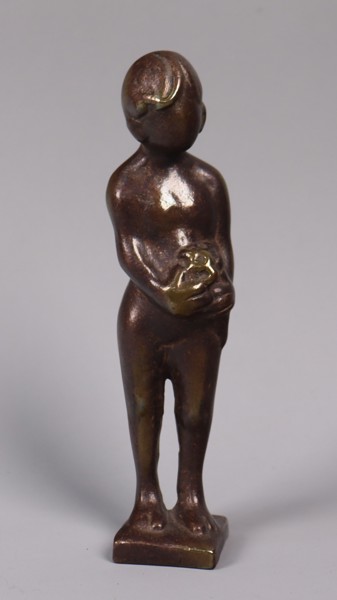 Carl Bertil Widell, skulptur, pojke i brons_53077a_8dc9802543792a3_lg.jpeg