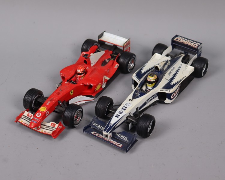 Mattel, Hot Wheels, Ralf Schumacher Collection, Williams FW22 samt Ferrari F2004, 1:18_53359a_8dc9e5717a8a507_lg.jpeg