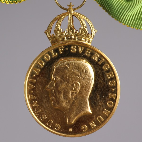Guldmedalj, 23k & 18k guld, Kungliga Patriotiska Sällskapet 1957_53746a_8dca7f7ec3fc134_lg.jpeg