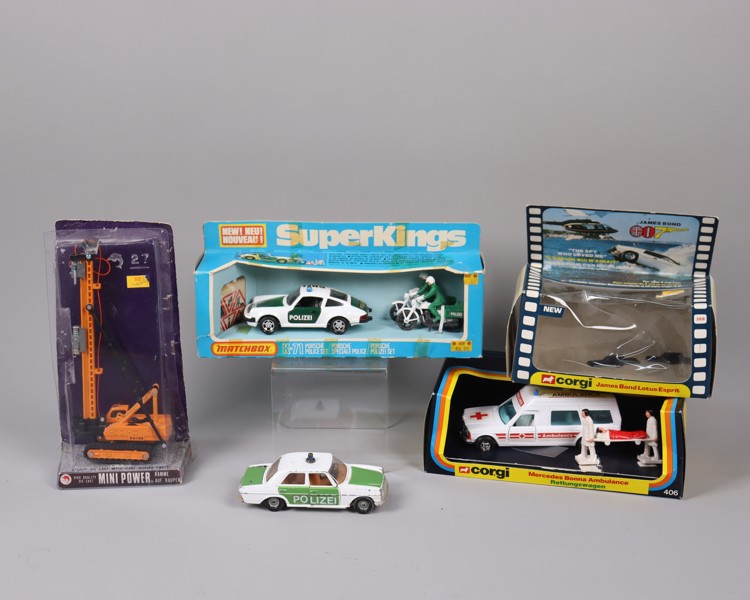 Leksaksbilar, Corgi, Matchbox, Ramme