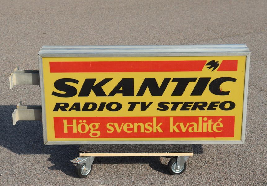 Reklamskylt, Svedala, "Skantic Radio TV Stereo Hög svensk kvalité"