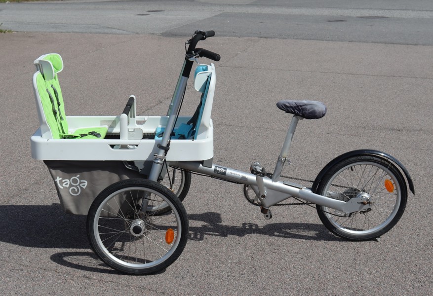 Taga Cargo Bike med 2 barnsitsar och kapell