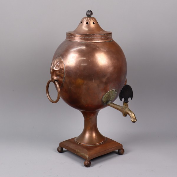 Samovar, koppar/mässing med lejonhuvud, 1800-talets andra hälft