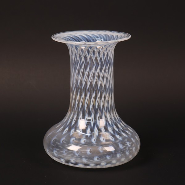 Bertil Vallien, Kosta Boda, "Cirrus", vas i glas