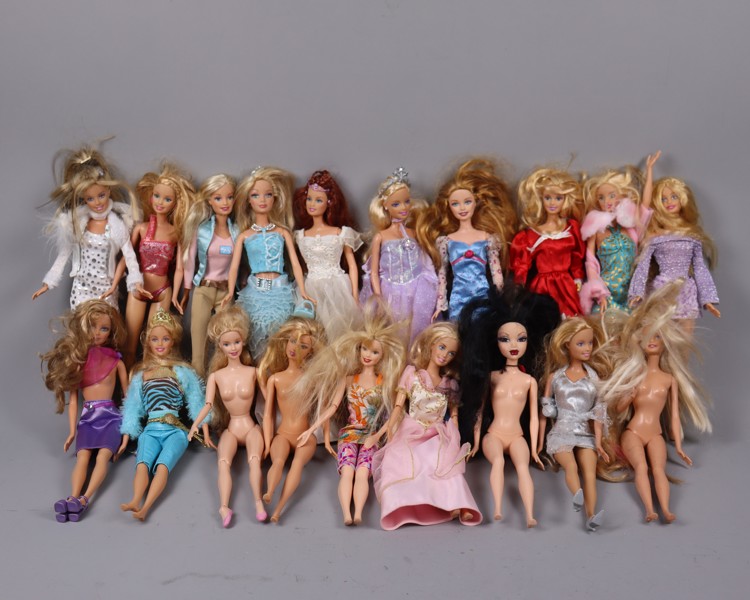 Mattel, diverse Barbiedockor