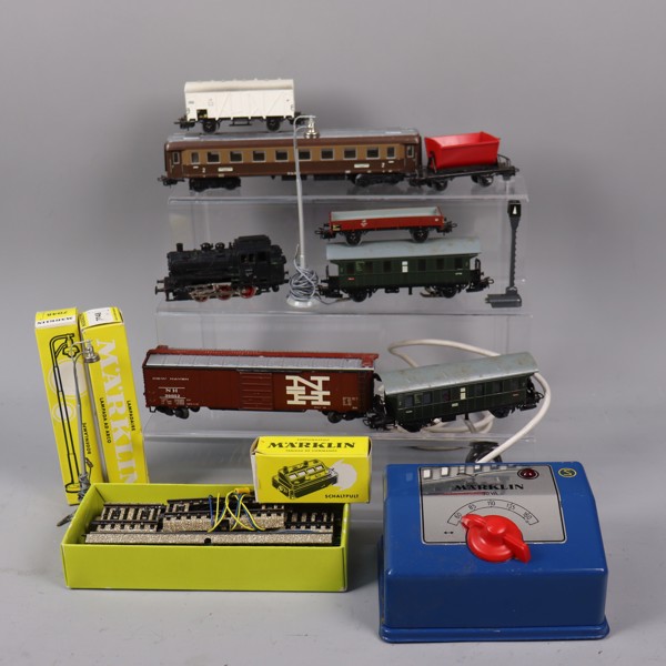 Märklin, vagnar, spår, lok och tillbehör