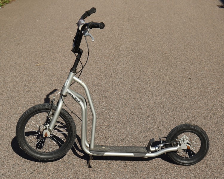 Stiga Air Scooter (Sparkcykel)