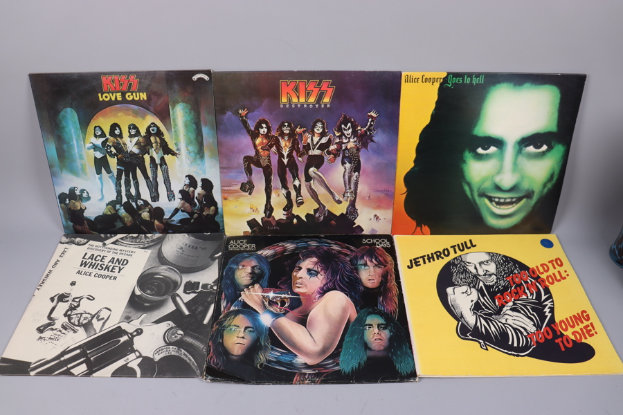 Diverse vinyl/LP-skivor, 50st, Kiss, Nazareth, Alice Cooper, David Bowie, Deep Purple, Ramones, Bruce Springsteen mm