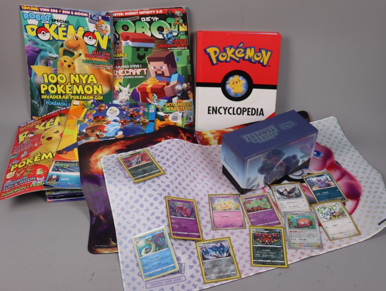 Pokemon mm, tidningar, samlarkort, musmattor mm