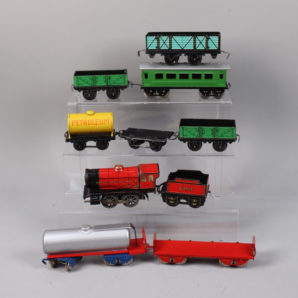 Hornby, Meccano, modelljärnväg, lok, vagnar, räls mm