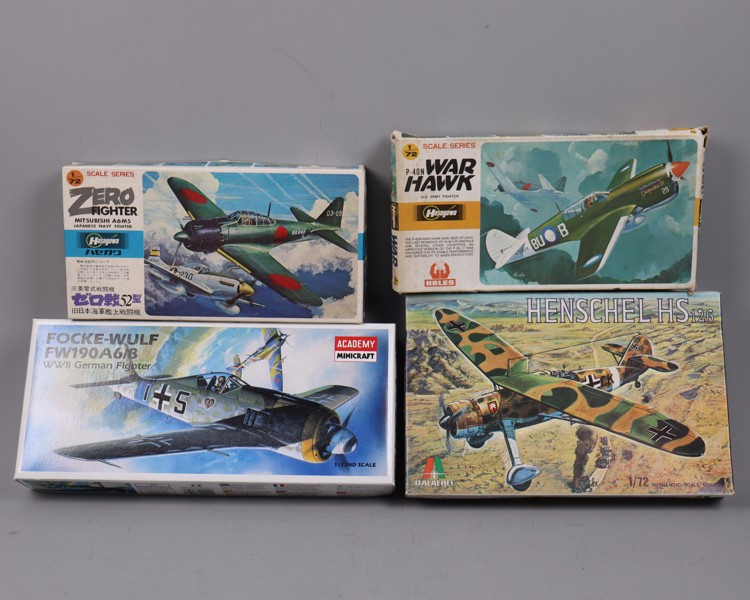 Byggmodeller, stridsplan, hasegawa Zero Fighter, Hales P40 N War Hawk, Academy Minicraft Focke-Wulf FW190A6/8, Italaerei Henschel HS126, 4st