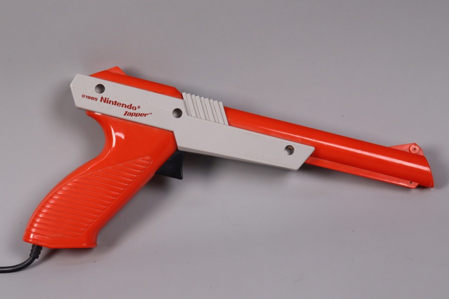 Nintendo Zapper, 8bit