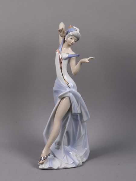 Tengra, Spanien, stor figurin, art deco dansös