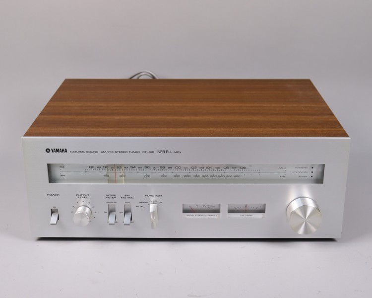 Yamaha AM/FM Stereo Tuner CT-810 NFB PLL MPX, sent 1970-tal