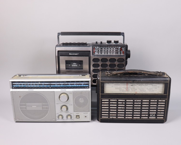 Radioapparater, Aga, Philips och Soundmaster, 3st