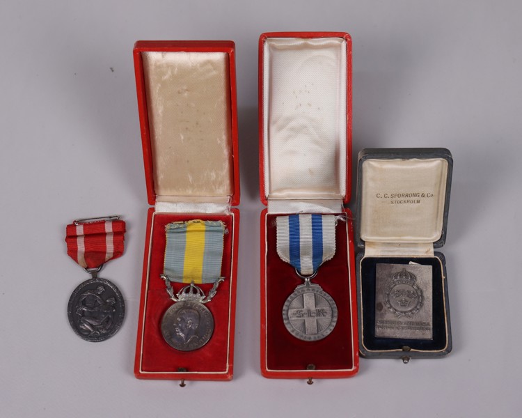 Medaljer, Röda Korset, Lottakåren, Förtjänstmedalj, Sveriges militära idrottsförbund, silver