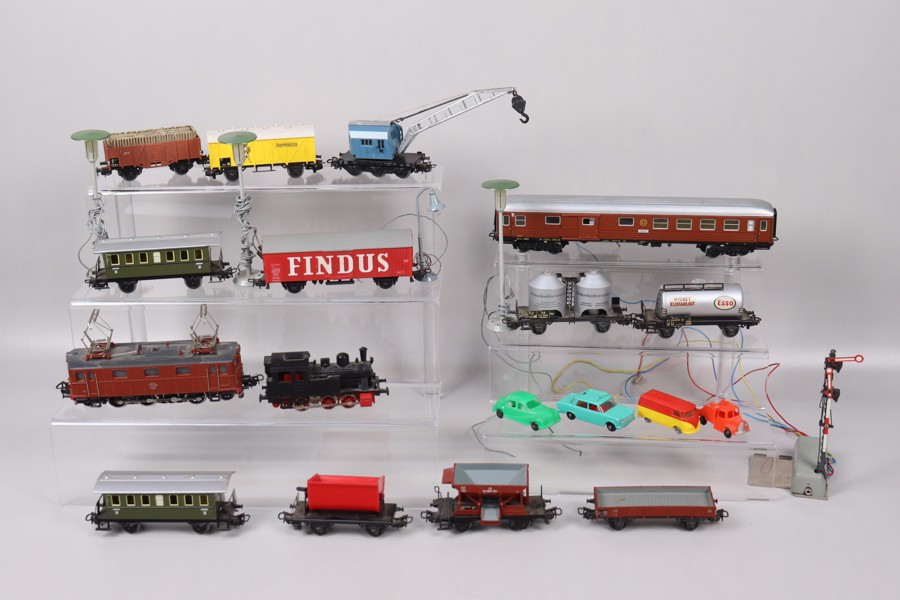 Märklin, tåg, vagnar, spår mm