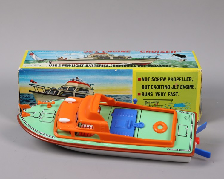 Yonezawa Toys Co., Ltd. / Yonezawa Gangu. Tokyo, Japan, båt "Jet Engine Cruiser", 1960-tal